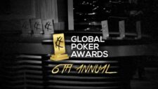 Ein Foto von der Verleihung der Global Poker Awards 2025, auf dem Pokerspieler und Prominente in eleganten Abendkleidern und Anzügen zu sehen sind, die auf einem roten Teppich