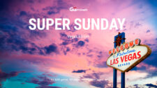 Ein Banner mit dem Titel "Super Sunday Vegas" in einem Poker-Themen-Design, das auf einer Website angezeigt wird. Das Banner hat eine Größe von 1920x1080 Pixeln und trägt das Logo von PokerF