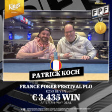 Ein stilvolles und elegantes Pokerspiel mit vier Personen, die um einen Tisch sitzen und Karten halten. Die Spieler sind konzentriert und fokussiert, während sie ihre Strategien überdenken.