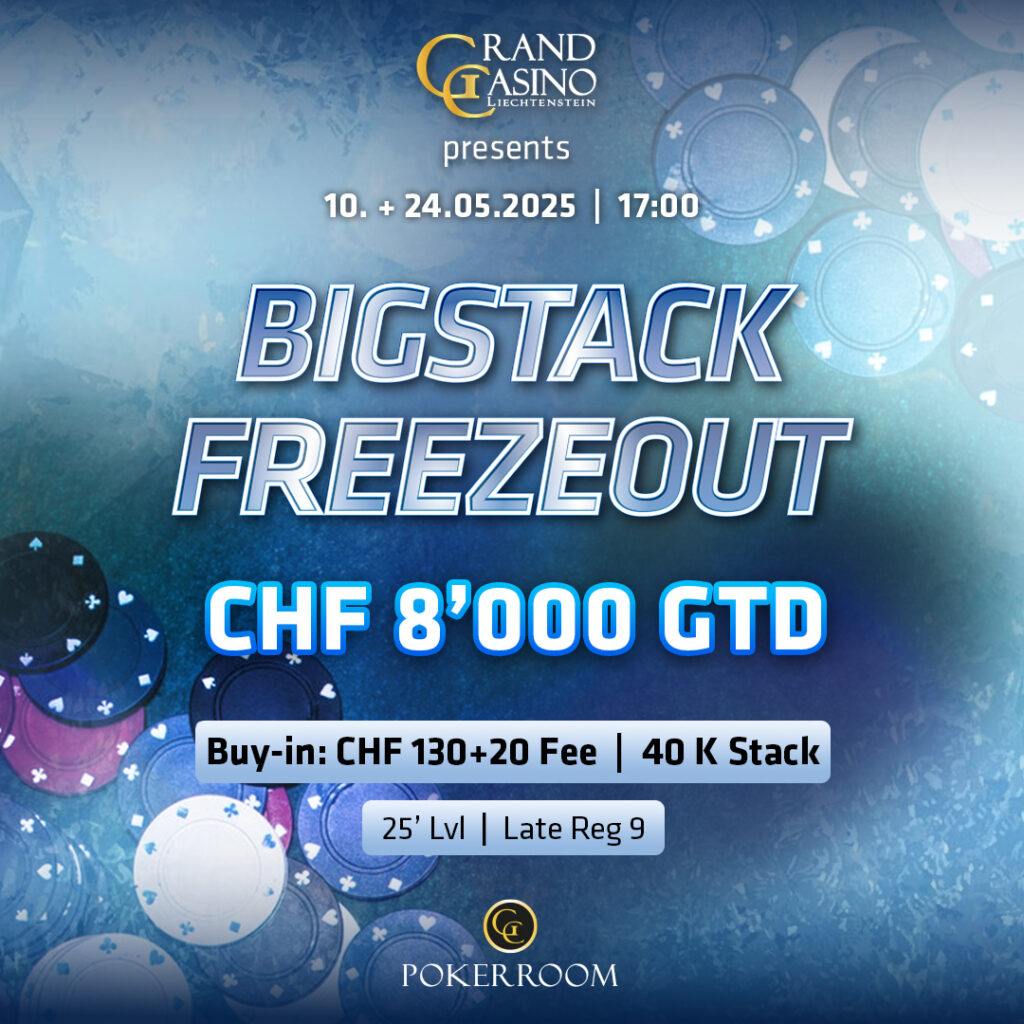 Ein Tisch mit Pokerchips, Karten und einem Dealer-Button. Im Vordergrund ein großer Chipstapel mit dem Schriftzug "Bigstack Freezeout".
