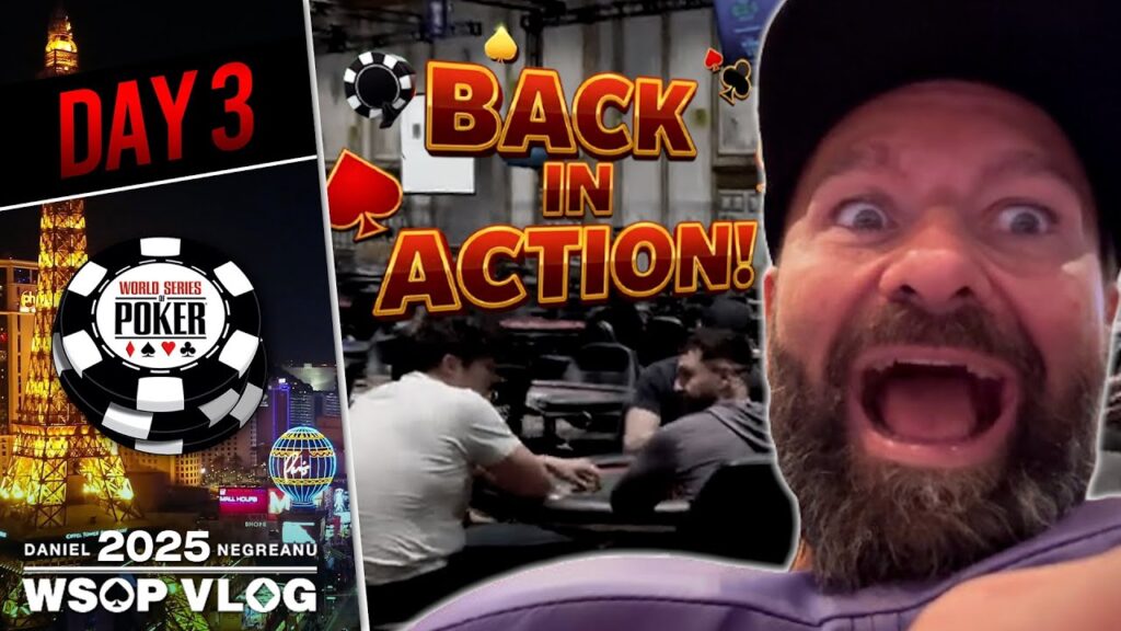 Ein Mann in einem schwarzen T-Shirt sitzt an einem Pokertisch und schaut konzentriert auf seine Karten. Im Hintergrund sind einige Pokerchips und Spielkarten zu sehen.