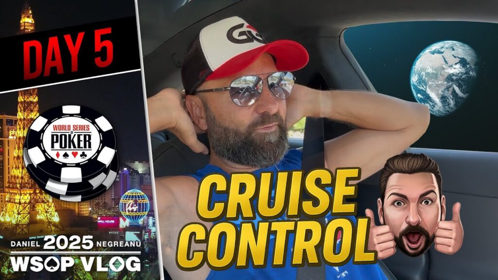 Ein Mann spielt konzentriert Poker an einem Tisch, umgeben von Chips und Karten.