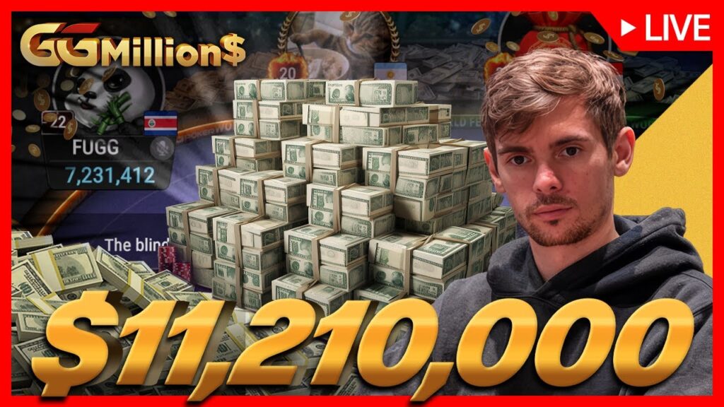 Ein Mann sitzt an einem Pokertisch, umgeben von Chips, Karten und Getränken, während er konzentriert auf seine Hand schaut. Andere Spieler sind im Hintergrund zu sehen.